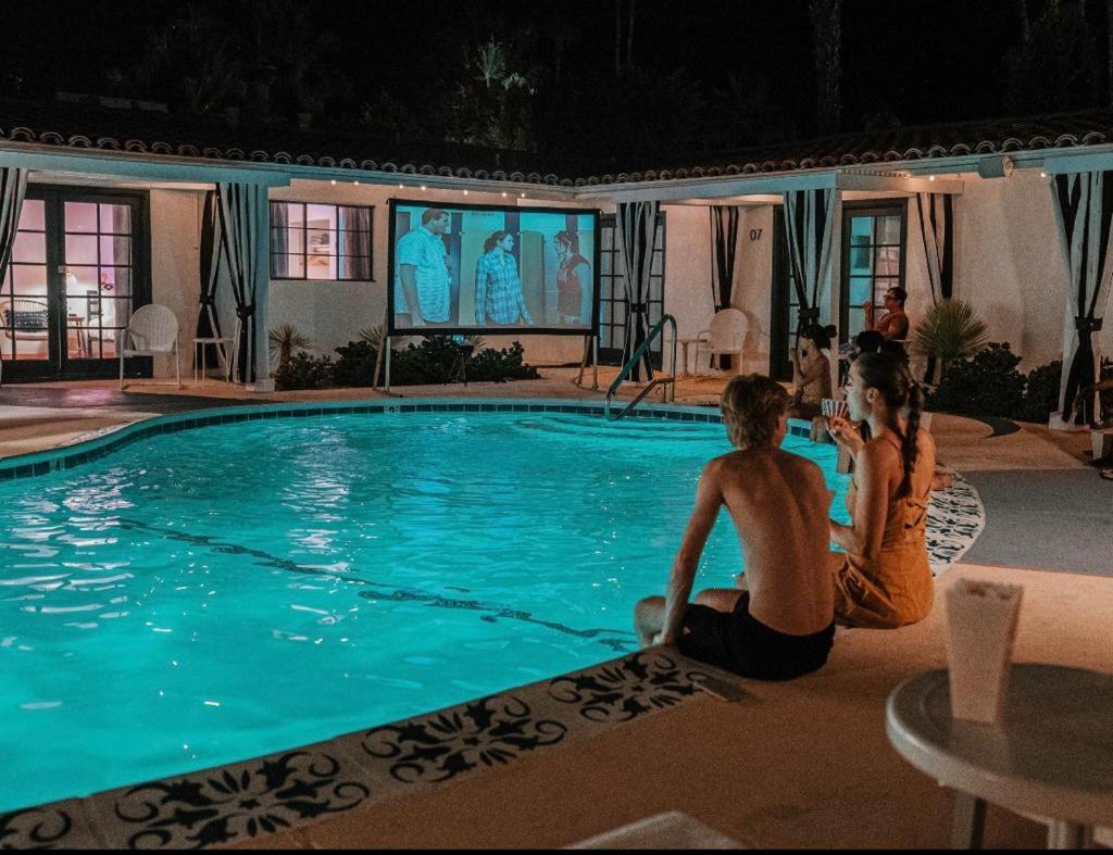 מלון Natural Palm Springs Escape Poolside Plus Downtown מראה חיצוני תמונה